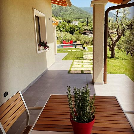 Villa Boni Костермано Экстерьер фото